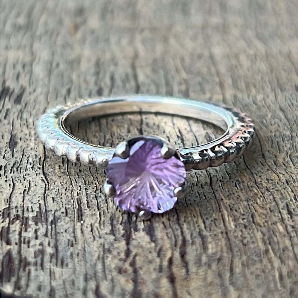 Sterling silver amethyst ring sparkling!